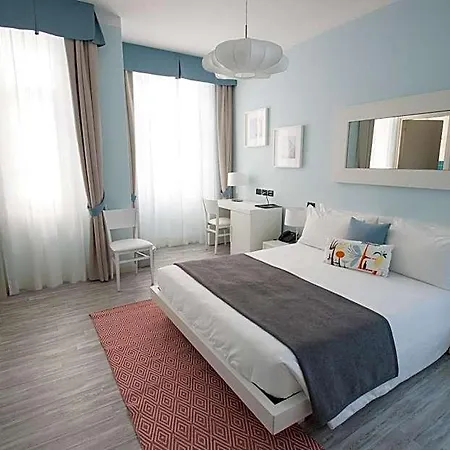 Bernt Hotel