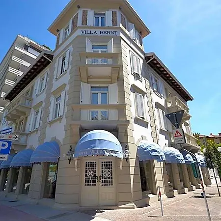 Bernt Hotel 4*
