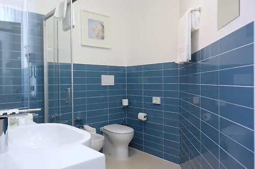 Готель Bernt 4*